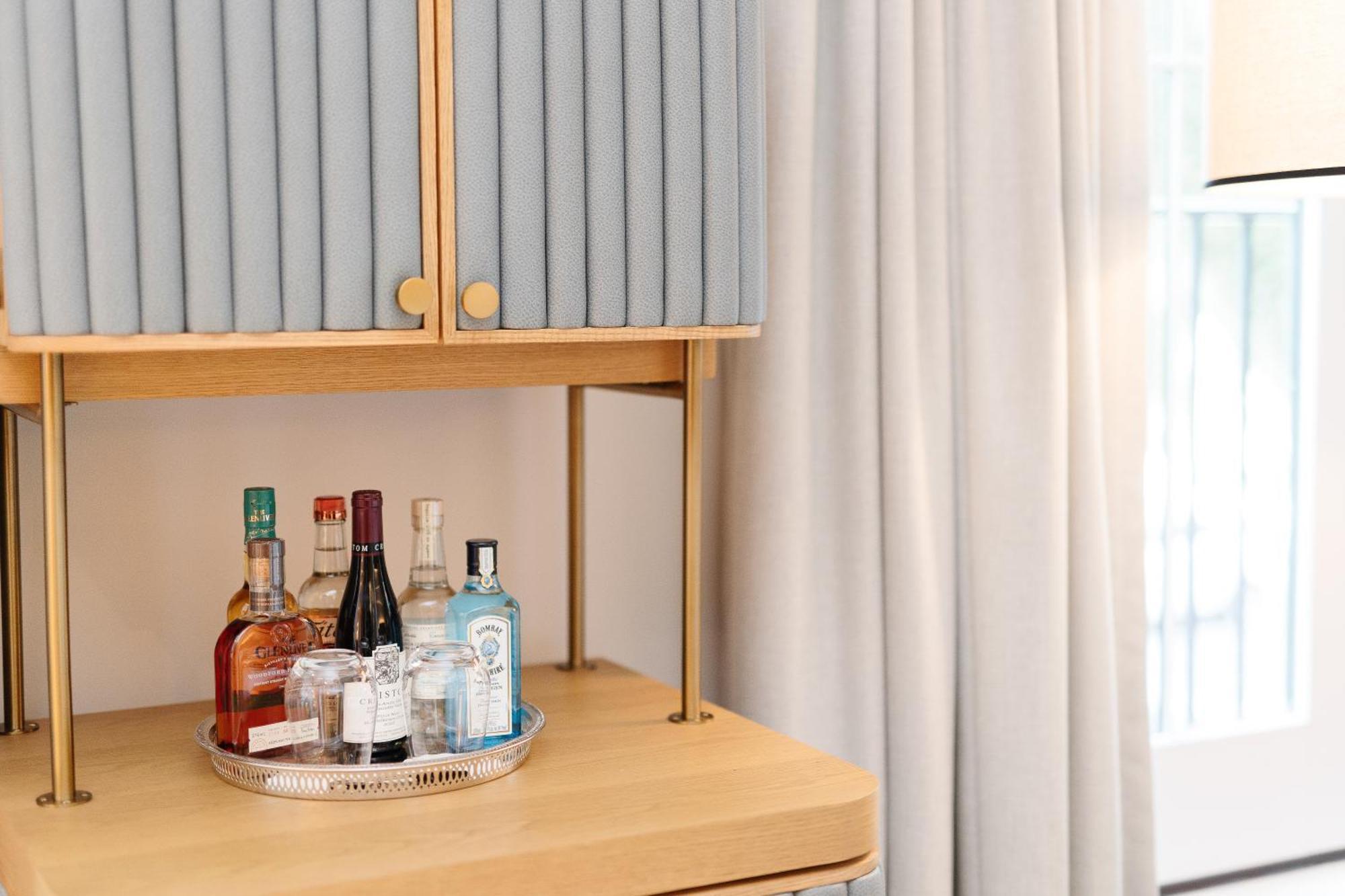 Hotel Bardo Савана Екстериор снимка