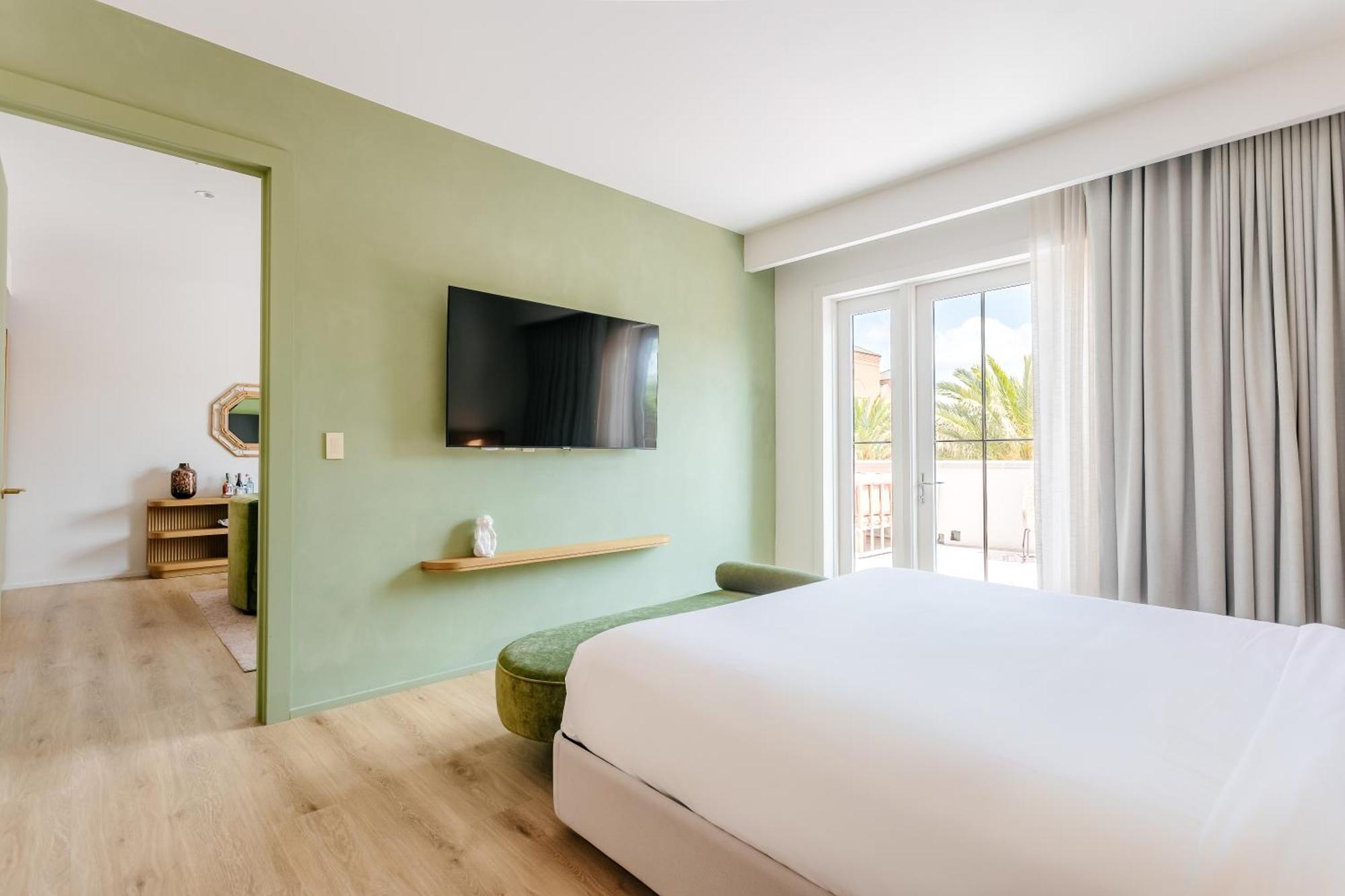 Hotel Bardo Савана Екстериор снимка